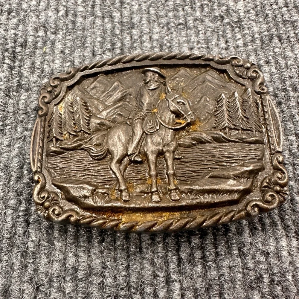 Cowboy Belt Buckle Men OS Western Horse Rider Mountains Bronze Vintage rodeo